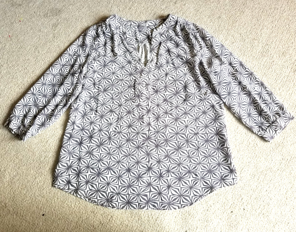 Womens Top-ELLIE KAI-ivory/grey geometric 100% silk tunic Old Money-XL